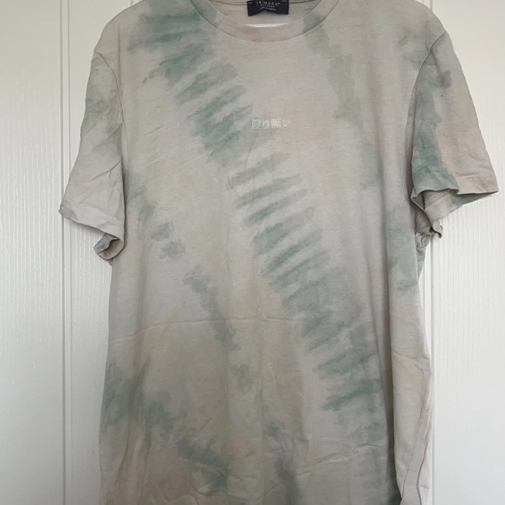 Primark Men's Tie-Dye T-Shirt - Green and Cream